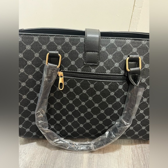 NWOT 3 Piece Purse Set - Picture 6 of 16